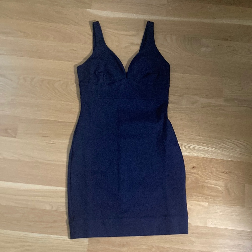 blue dress